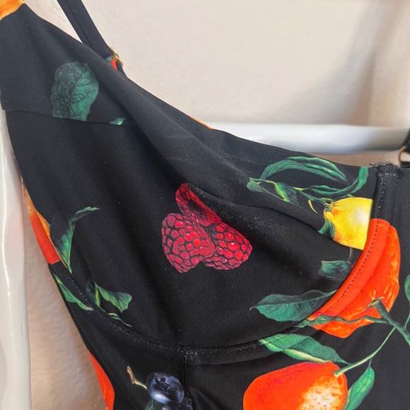 WeWoreWhat Black Fruit Print One Piece Swimsuit Medium Belt Rhinestone Buckle - Picture 6 of 7